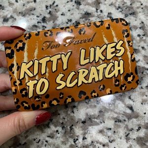 Too faced eyeshadow pallet